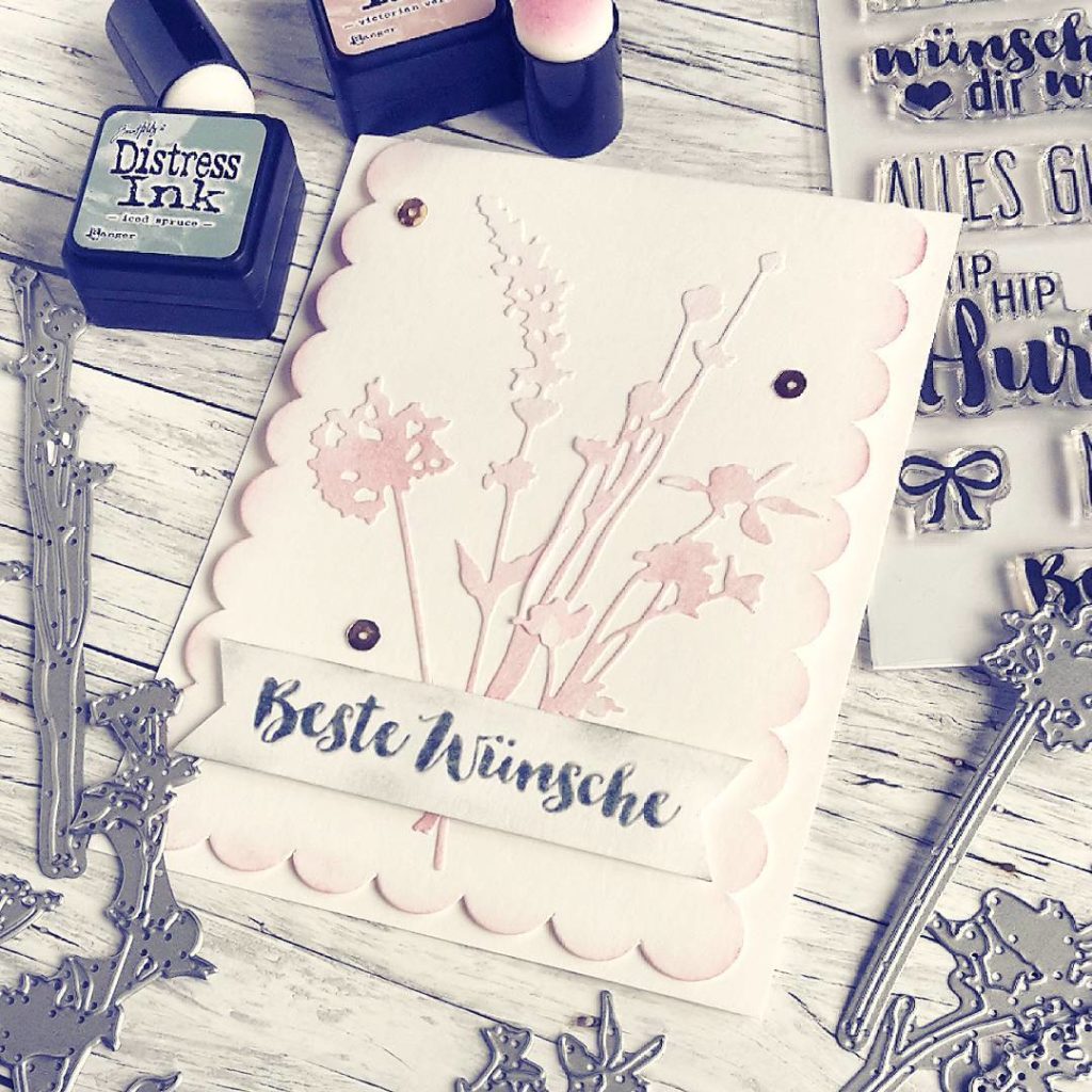 Wildflower-card  I loooove these thinlits!!! Im Blog zeig ich euch heute diese Karte, die ich u.a. mit dem @danipeuss Karten-kit aus dem Februar & einem klartext-stempelset gewerkelt hab. Schaut gern vorbei! Link ist in bio.