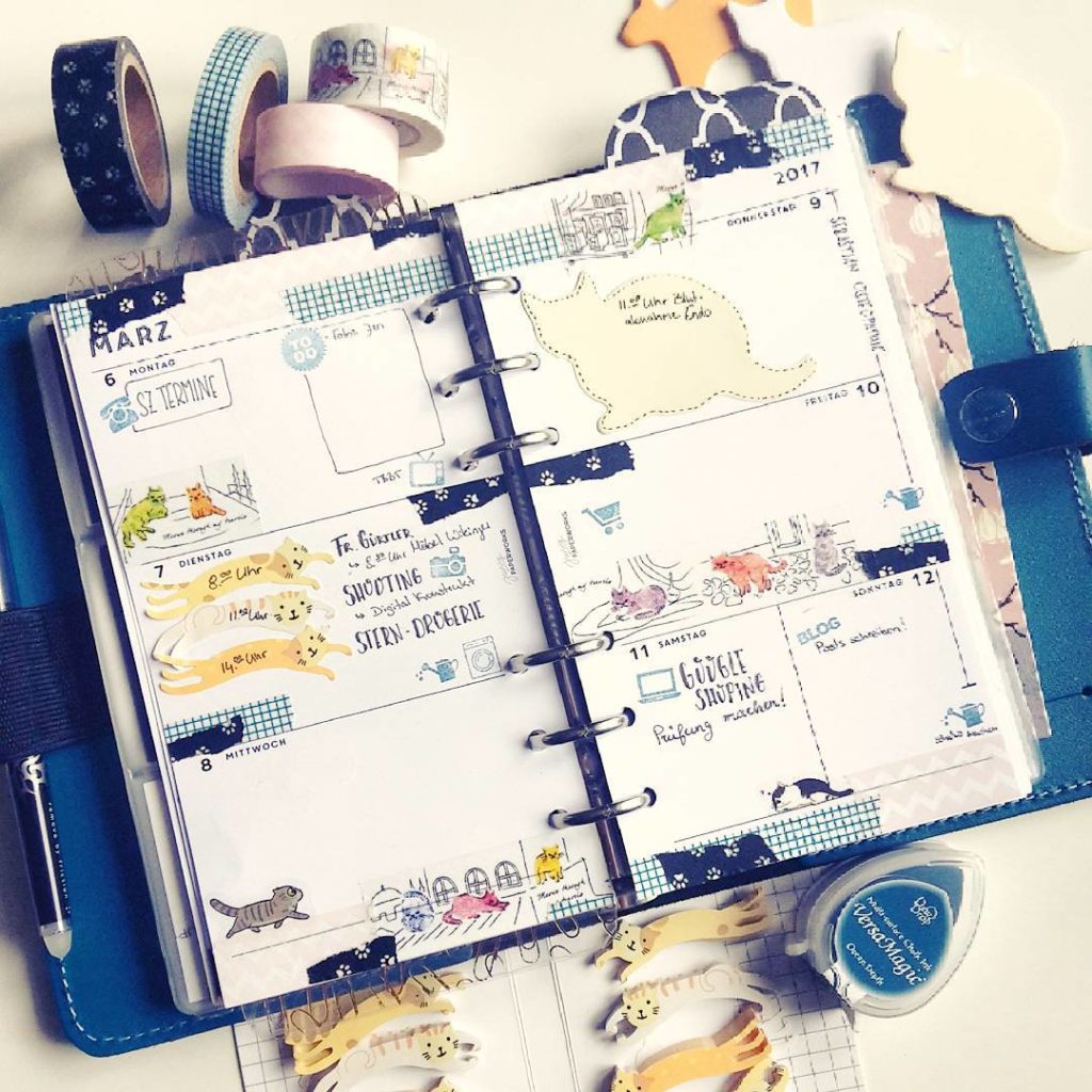 Cat-astic new week! 
. .
Ich mach übrigens noch andere Dinge. Hier z.B. hatte ich Lust auf etwas cat content in der neuen Deko und bin dezent eskaliert. Ups?