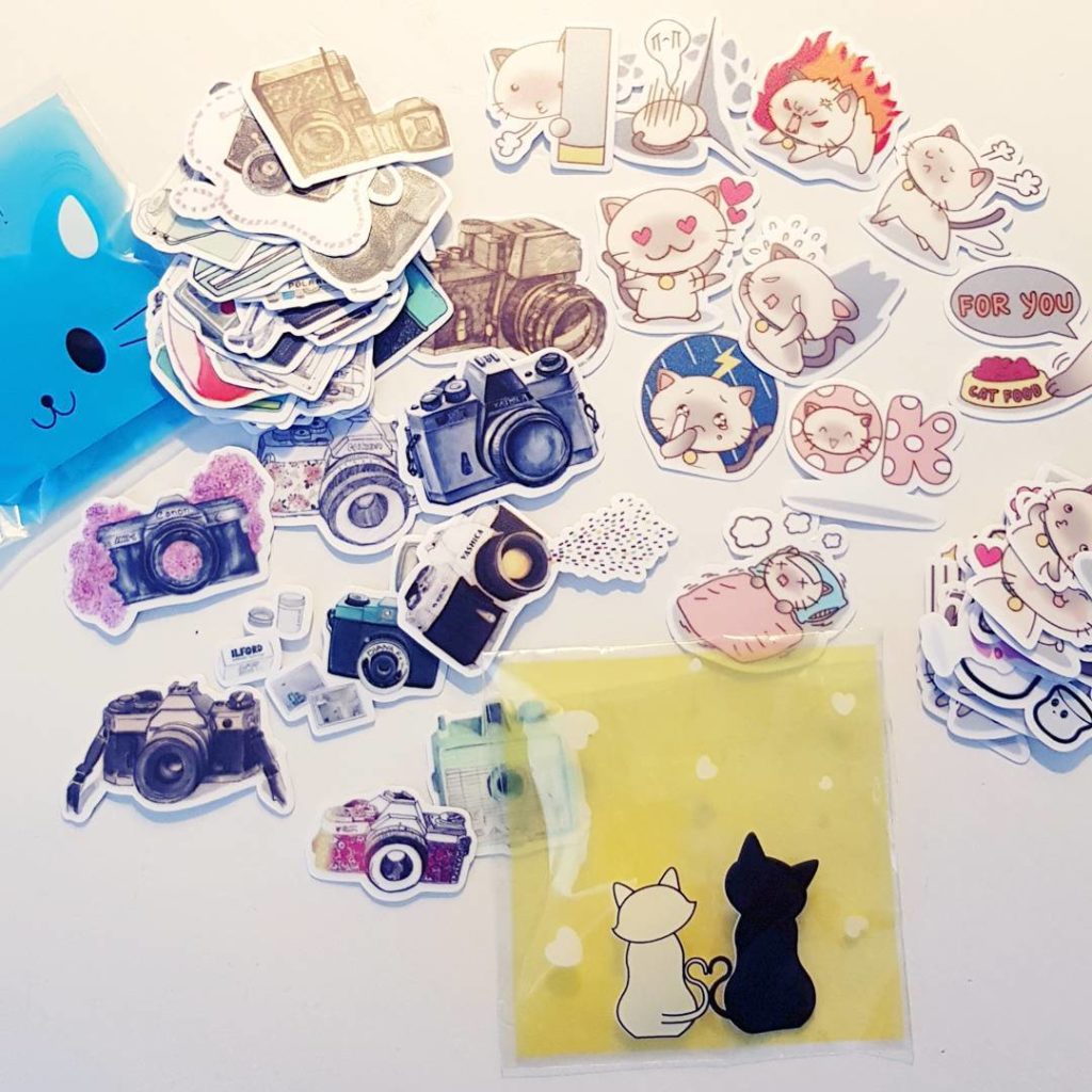 Totally in looove. Aren't these sticker cute as hell? 

Ganz ganz lieben Dank an dich, liebe @lacherque ❤ allein die Tüten sind ja schon Zucker! ^^