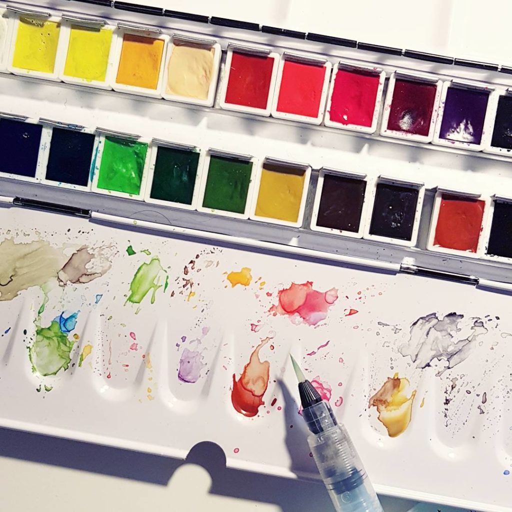 I really haven't done this for such a long time.
What a shame! ❤ #watercolor #watercolors #aquarell #handdrawn #drawing #painting #illustration #schminckeaquarell #schminckewatercolor #wassermalfarben #pentel #waterbrushpen #malen #zeichnen #ichmalmirdieweltwiesiemirgefällt