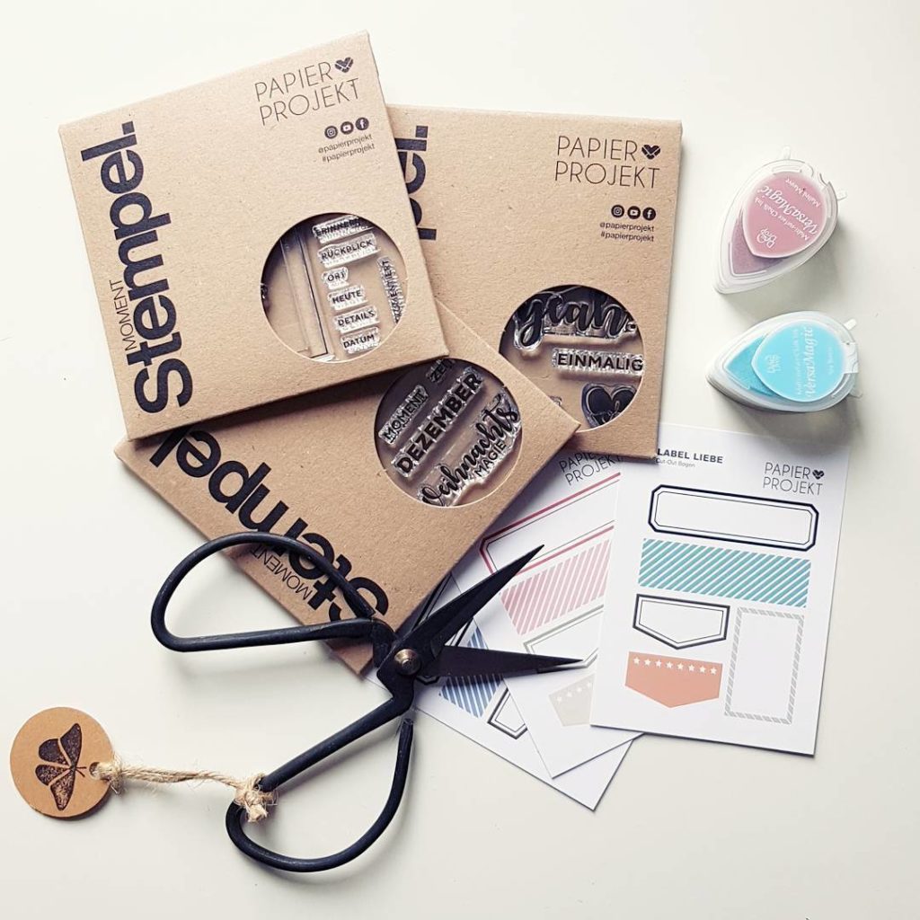 When life isn't that easy - treat yourself! ❤ .

#newin #haul #scrapbook #scrapbooking #memorykeeping #stempel #stempelliebe #stamping #clearstamps #papierprojekt #momentstempel #projectlife2017 #decemberiscoming #sommernestberlin